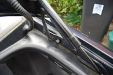 Load image into Gallery viewer, Trim Seal Vertical Bulb (Large Bulb) Lock Seal (Trunk Seal) 0.87" Bulb Height X 0.039" to 0.22" Grip Range