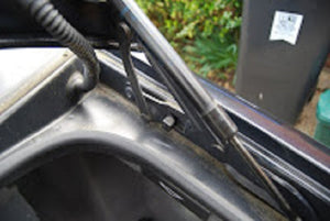 Trim Seal Vertical Bulb (Large Bulb) Lock Seal (Trunk Seal) 0.87" Bulb Height X 0.039" to 0.22" Grip Range